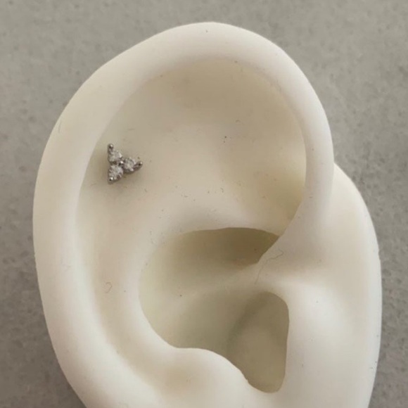 Modest Lu Jewelry - Sterling Silver Crystal Mini Micro Tiny Flower Cartilage Earring